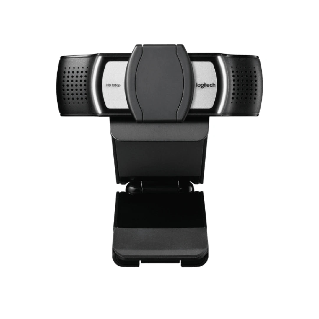 Logitech C930e con tapa de privacidad cerrada para proteger la lente, pensada para videoconferencias seguras en entornos profesionales.