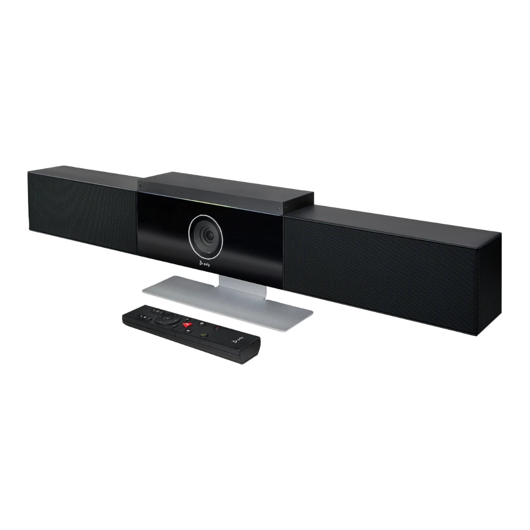 Poly Studio USB Video Bar en vista angular con control remoto incluido, barra de videoconferencia USB para salas medianas con manejo rápido de llamadas y ajustes en reuniones profesionales.