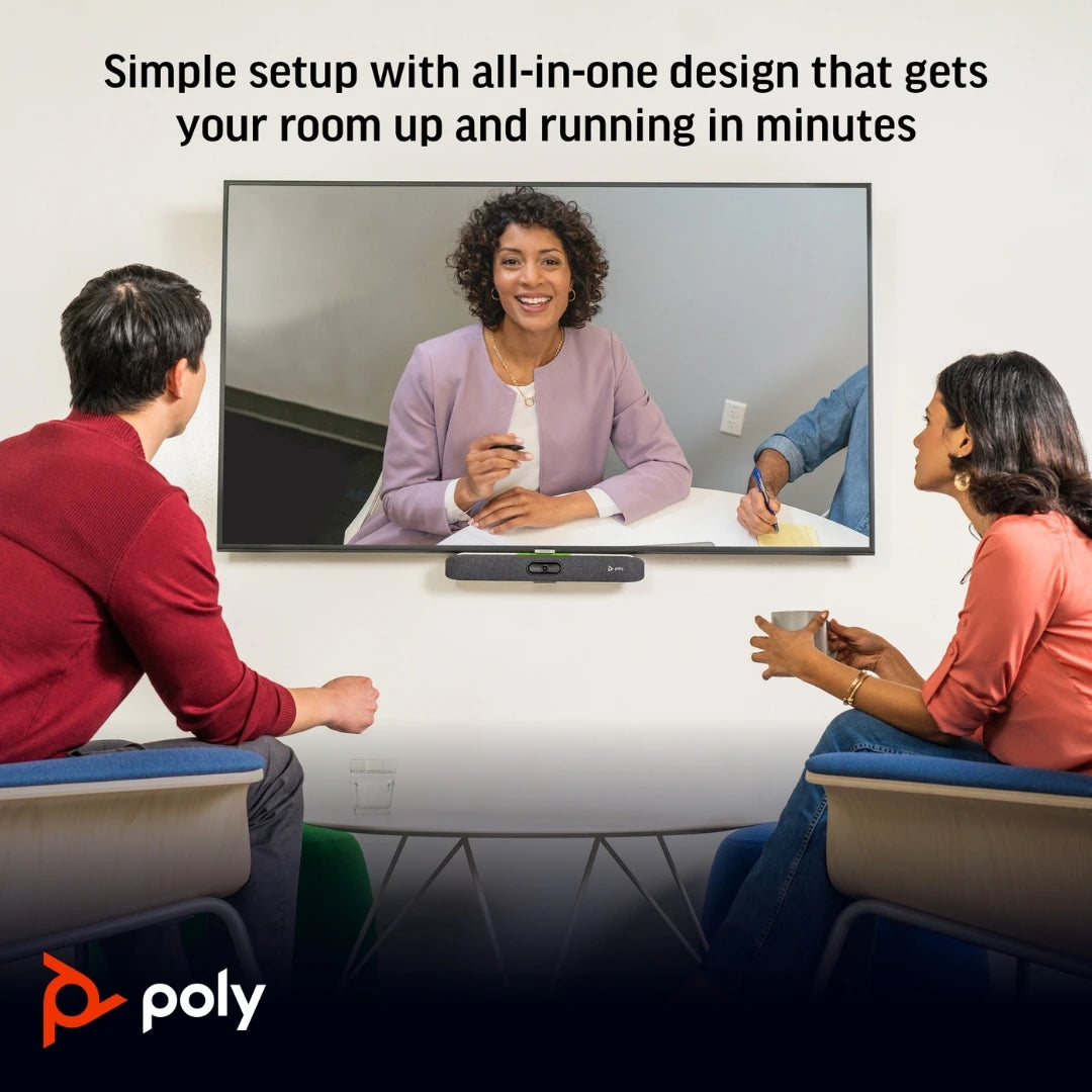Poly Studio X30 instalada bajo la pantalla en una sala pequeña, configuración rápida todo en uno para videoconferencias profesionales y reuniones híbridas en minutos